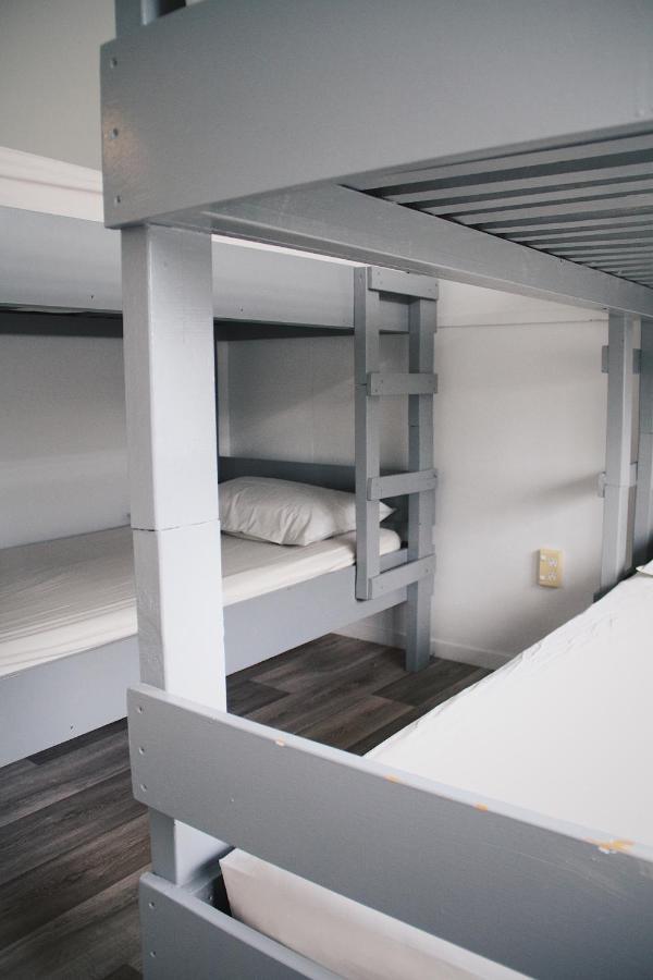 Hugo & Carters Backpackers & Motel Tauranga Dış mekan fotoğraf